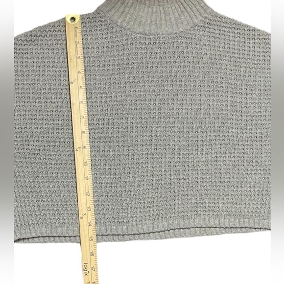 Hollister Women’s Oversized Cropped Sweater Gray Waffle Knit Mock Neck Size XS - Picture 13 of 14